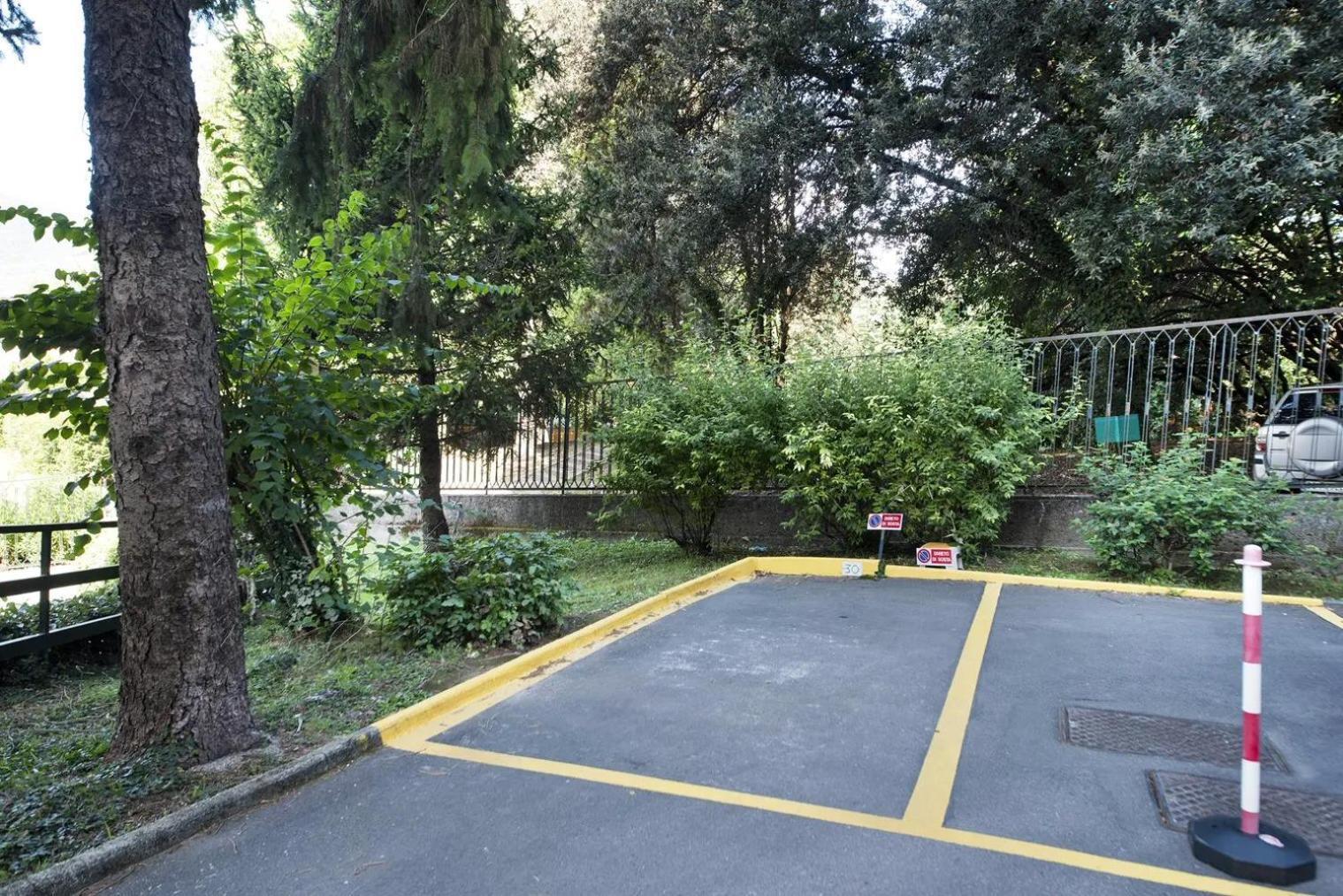 Del Golf - Secured Parking - Rapallo